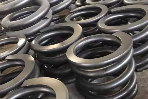 大彈簧在使用過程中會(huì)斷裂的原因